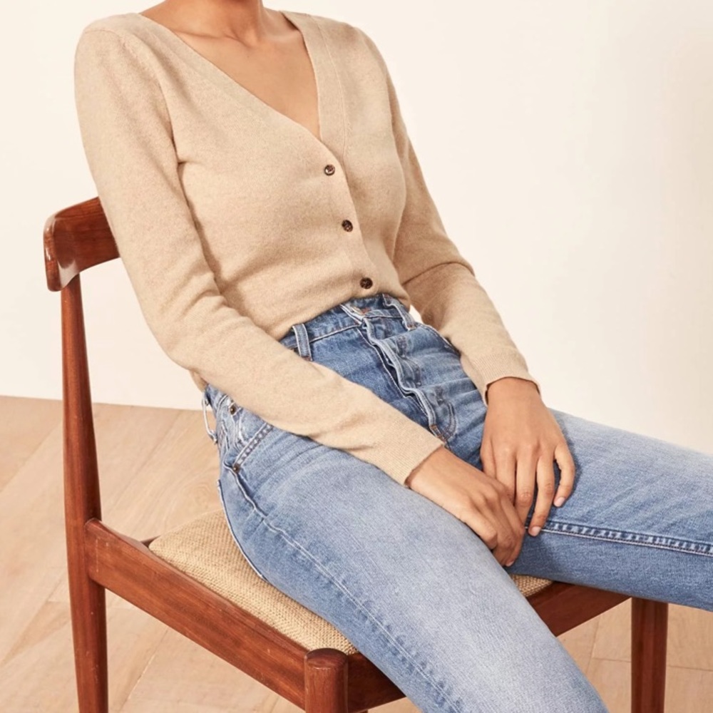 Reformation Beige Cropped Double V Cardigan XS